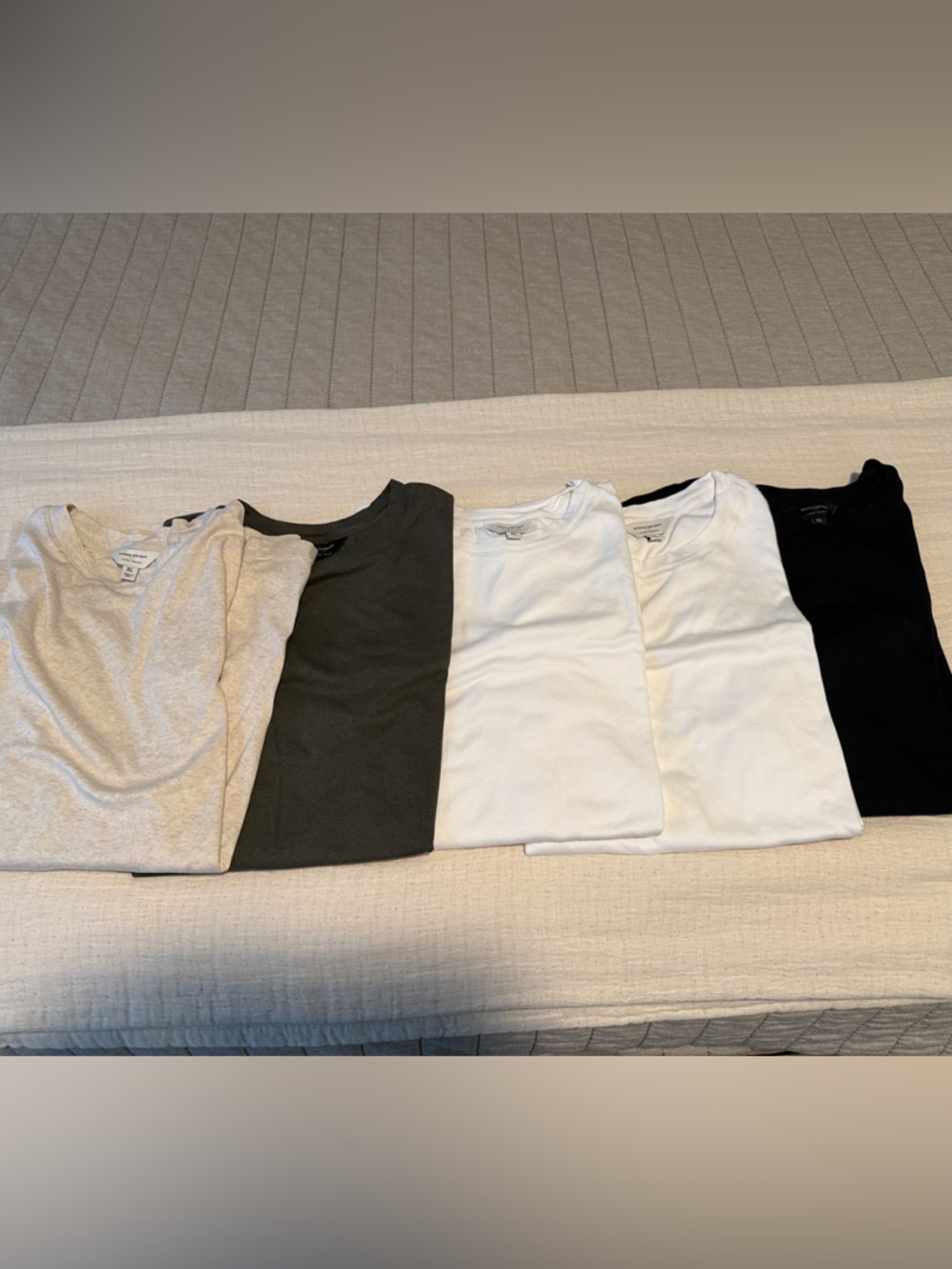 Banana Republic Luxe Touch Crewnecks in 1 Cream 1 Olive 2 White 1 Black 1 Blue